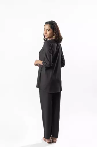 Black pleated band collar shirt