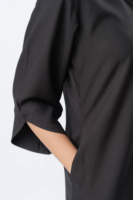 Black shawl collar shirt with curved sleeves 3
