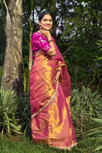 Wine mul tissue saree with unstitched blouse piece with unstitched blouse piece