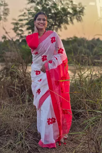 Red hibiscus cotton saree with unstitched blouse piece