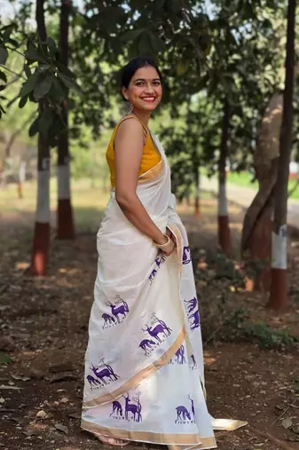 White deer kasavu cotton saree with unstitched blouse piece