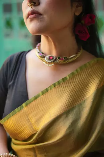 Green tissue linen saree with unstitched blouse piece