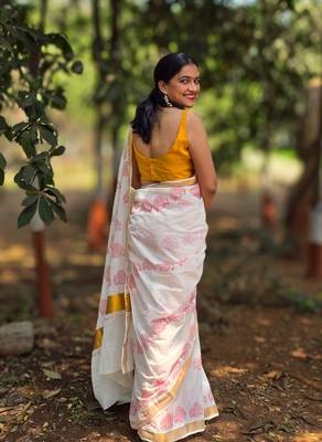 White dhol motif kasavu cotton saree with unstitched blouse piece 2