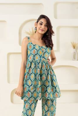Mint floral grid printed pure cotton sleevelss top 3