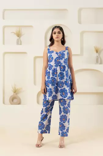 White floral printed pure cotton sleevelss top