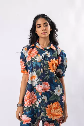 Bold floral buttoned down cotton printed top