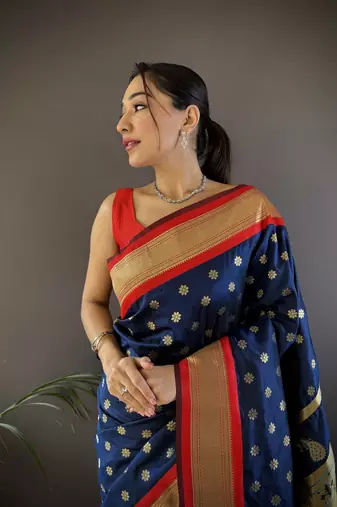 navy blue silk blend butti zari weaving kanchipuram saree