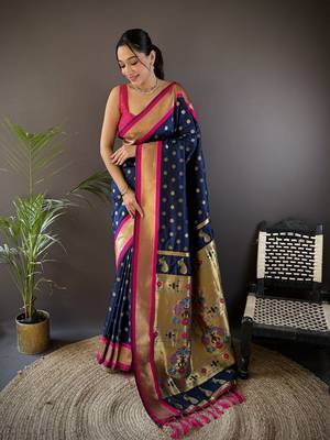 navy blue silk blend butti zari weaving kanchipuram saree 1