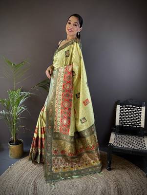 light green silk blend small butti zari weaving banarasi saree 2