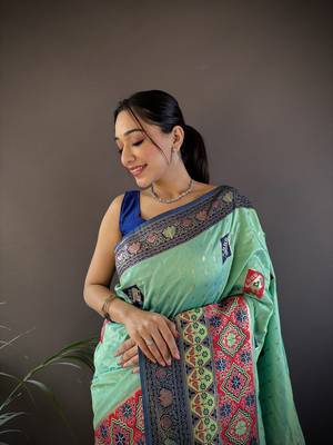turquoise silk blend small butti zari weaving banarasi saree 3