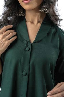 Green shawl collar shirt with curved sleeves 2