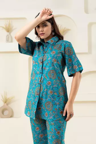 Cyan block printed pure cotton top