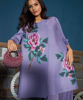 Nano pearl purple embroidered hand bag 1