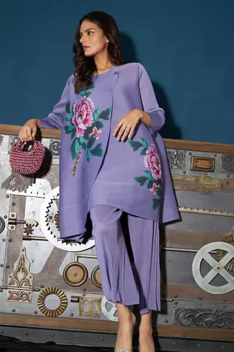 Nano pearl purple embroidered hand bag