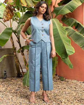 Light blue cotton solid vest coat 1