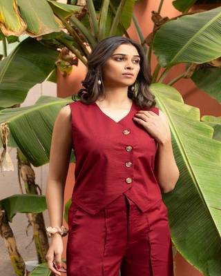 Maroon cotton solid vest coat 4
