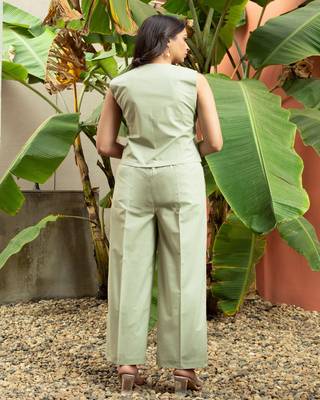 Pista green cotton solid vest coat 5