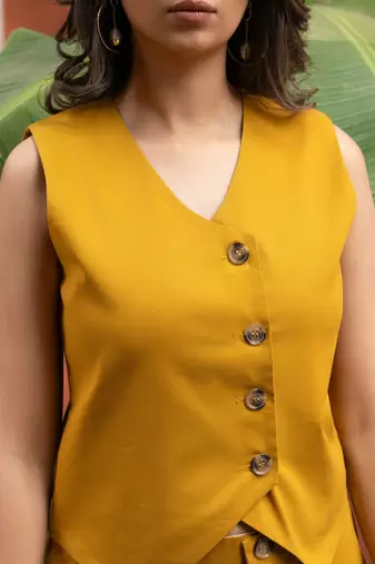 Mustard cotton solid vest coat