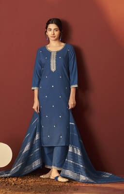 Blue chinnon embroidered kurta set with dupatta for women 3