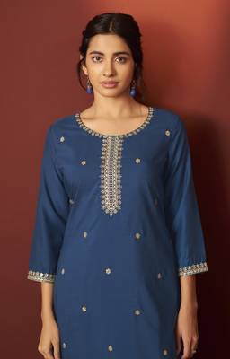 Blue chinnon embroidered kurta set with dupatta for women 4
