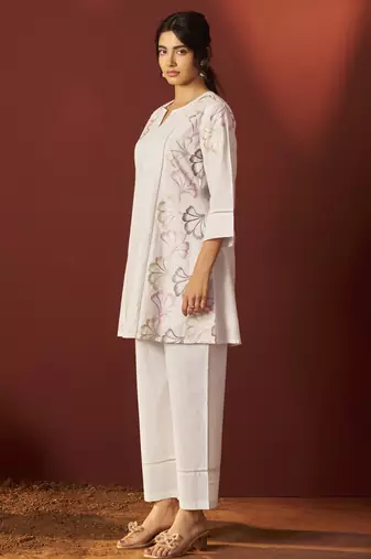 Off white pure cotton printed co-ord set for women