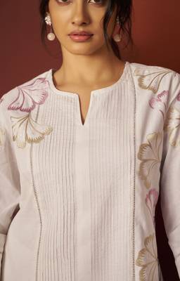 Off white pure cotton printed co-ord set for women 5