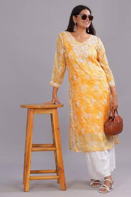 Women Yellow Cotton Chikankari Kurta | Embroidered Ethnic Wear 1