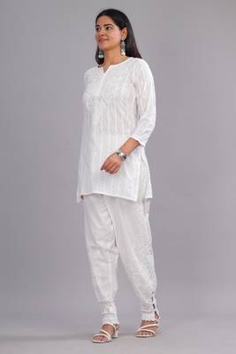 Waheeda-chikankari-cotton-top 3