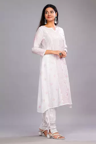 Women White Cotton Chikankari Kurta | Embroidered Ethnic Wear