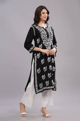 Ananya-chikankari-modal-kurta 4
