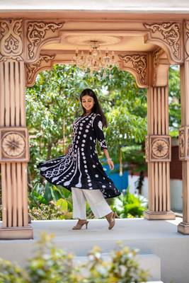 Womens Black Embroidered Chikankari Anarkali Kurta 3