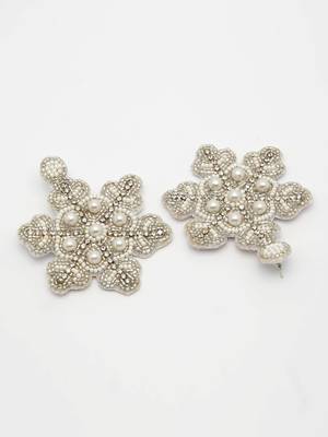 snowflake silver & white star shaped handcrafted chandbalis 4