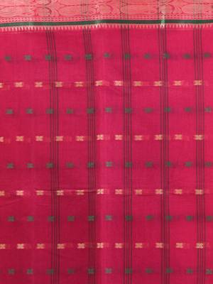 Fuchsia pure cotton tant saree with woven designs 4