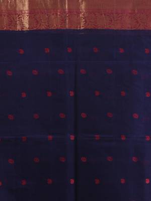 Navy blue pure cotton tant saree with zari border 4