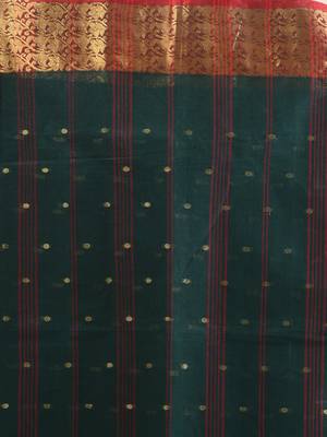 Dark green pure cotton tant saree with zari border 4
