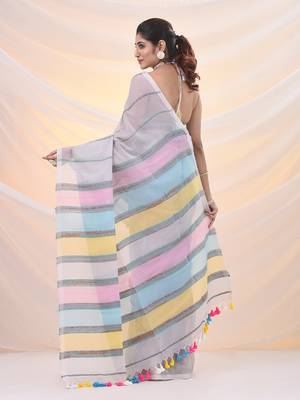 Off white cotton handspun soft saree with stripe pattern 3