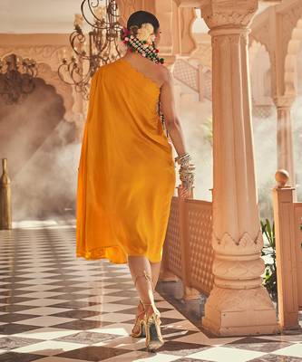 Yellow plain silk dress 3