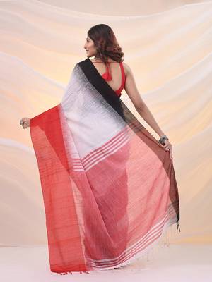White cotton handspun soft saree with ikkat designs 3