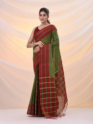 Green and red cotton handspun soft saree with stripes borders 2