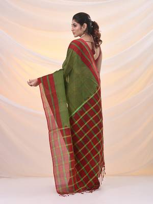 Green and red cotton handspun soft saree with stripes borders 3