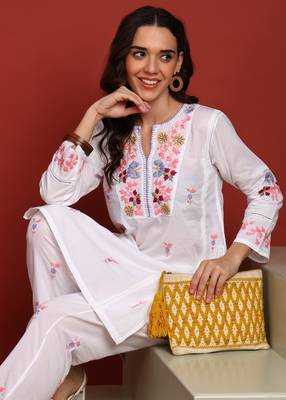 Women's elegant white handcrafted cotton chikankari ethnic motif kurta set 3