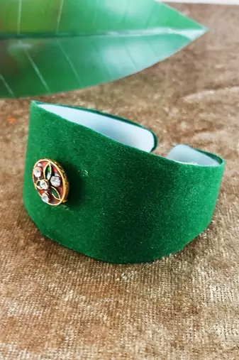 Green acrylic kundan stud free size bracelets