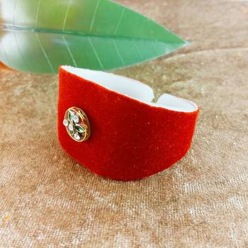 Red acrylic kundan stud free size bracelets 3