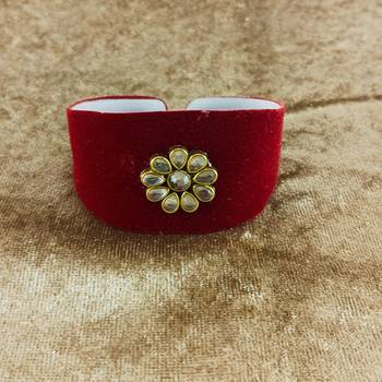 Mehroon acrylic kundan stud free size bracelets 1