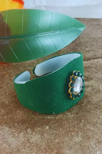 Green acrylic kundan stud free size bracelets