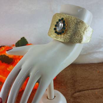Golden acrylic kundan stud free size bracelets 2