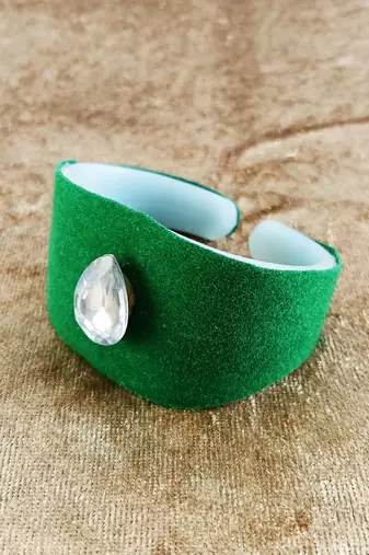 Green acrylic kundan stud free size bracelets