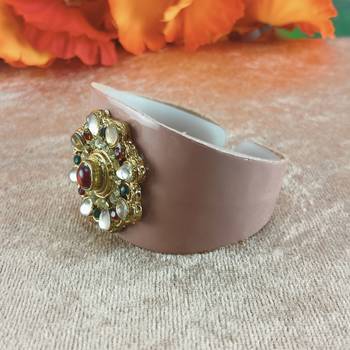 Light pink acrylic kundan stud free size bracelets 3