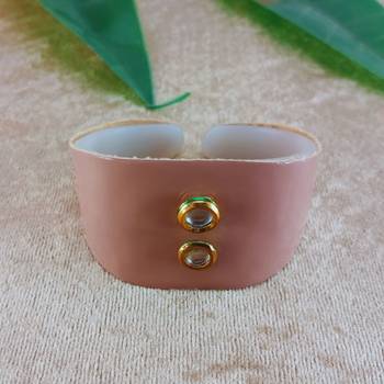 Light Pink acrylic kundan stud free size bracelets 1