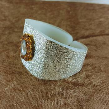 White acrylic kundan stud free size bracelets 3